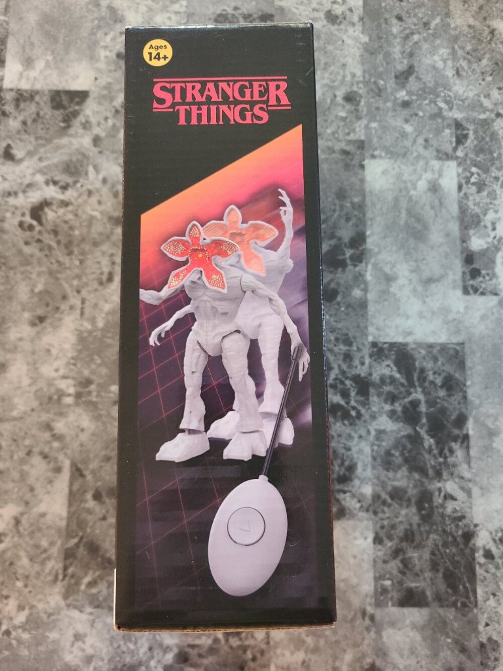 Stranger Things Demogorgon Remote Control Figure - Picture 7 of 10